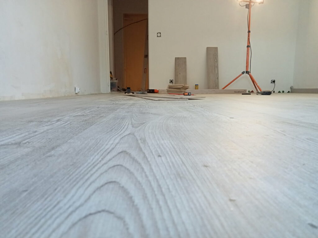 Pose de parquet - Mandelieu - Djemaï